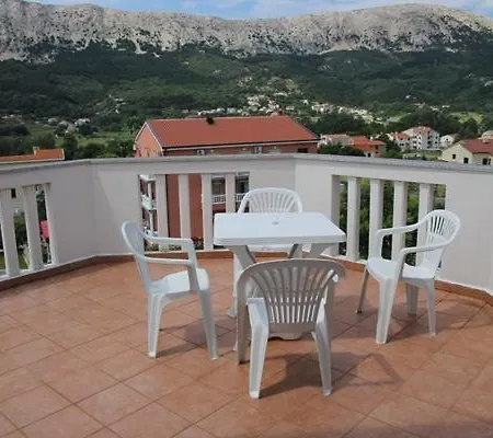 Ara-marina * Baska (Krk)