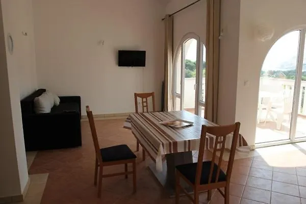 Apartment Ara-marina *