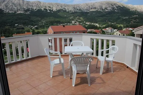 Ara-marina * Baska (Krk)