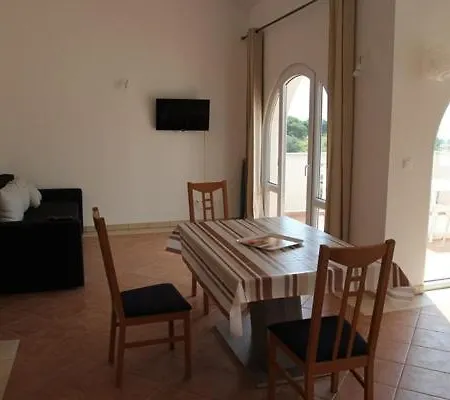 Apartment Ara-marina *